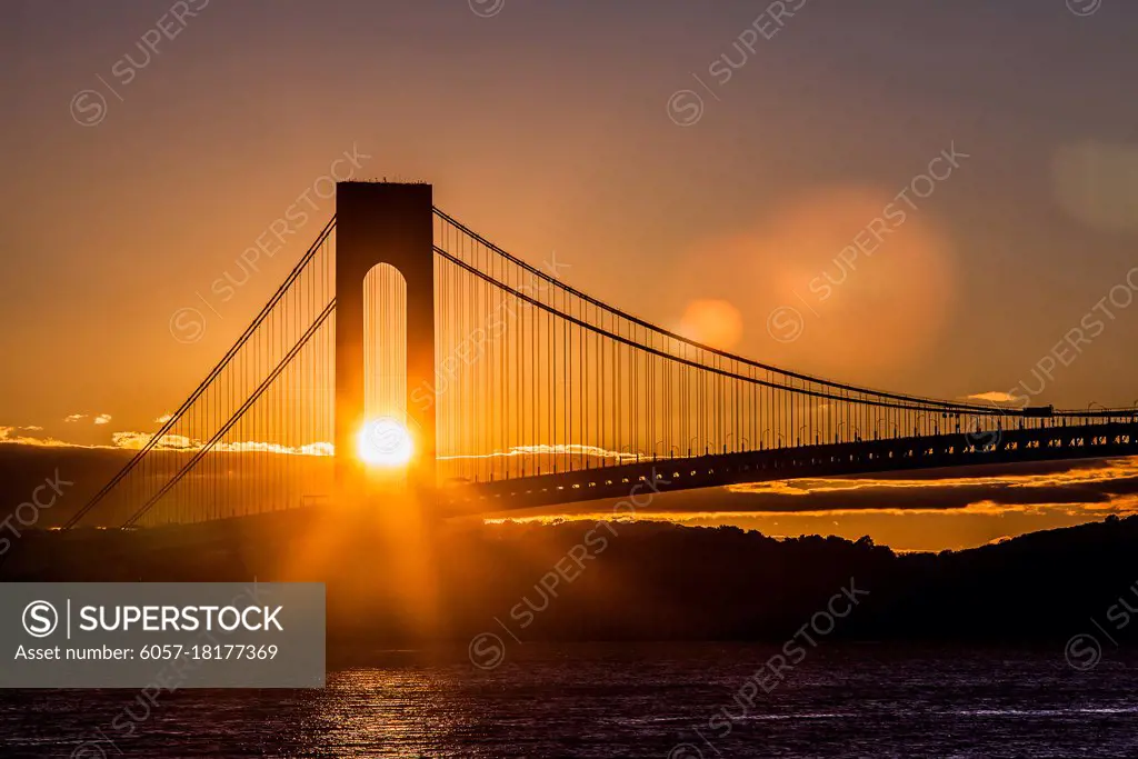 Sunset at the verrazano bridge in New York