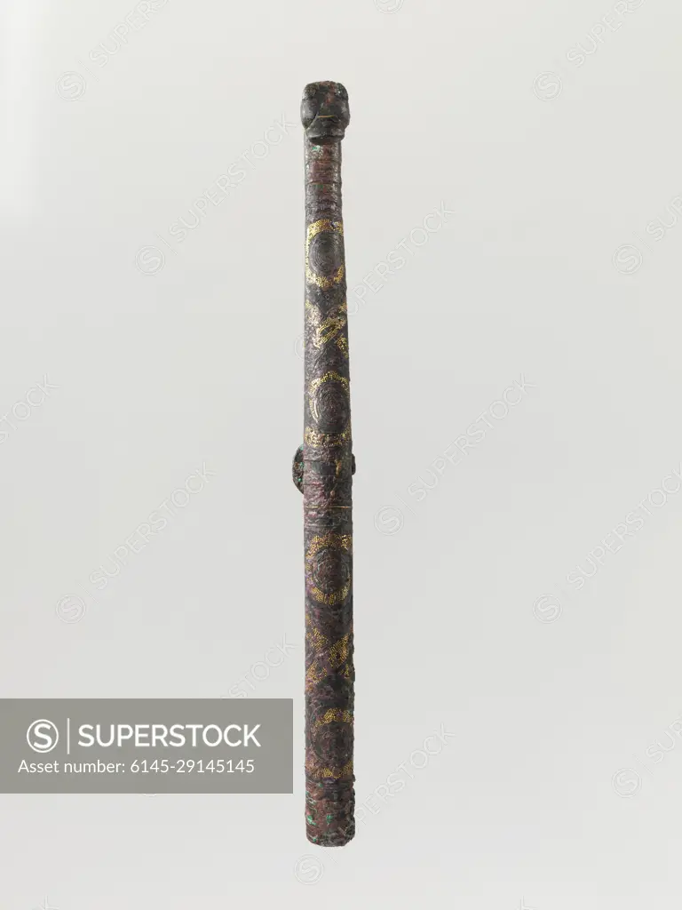 Belt hook 4th–3rd century China. Belt hook 61352 SuperStock