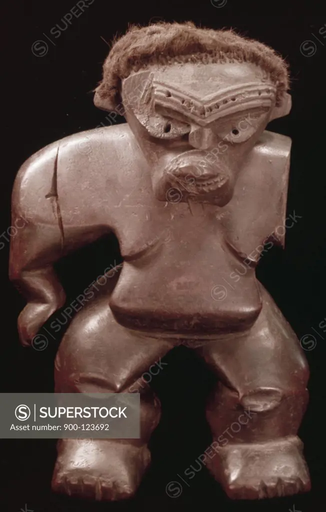 Stone statue depicting human, Hawaiian art