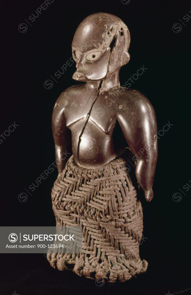 Stock Photo: 900-123694 Ancestor statue bound in sennit, Hawaiian art